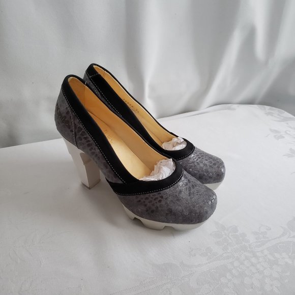 PROPHECY Designer modern geometrical heel. Snakeskin pattern leather. Platform. - Picture 3 of 15